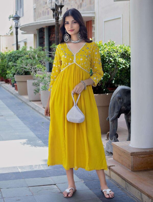 Kurti - Image 4
