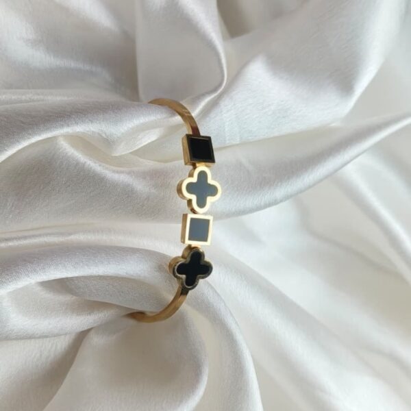 Gold-Plated Black Clover and Square Motif Charms Bracelet – Chic & Elegant Jewelry